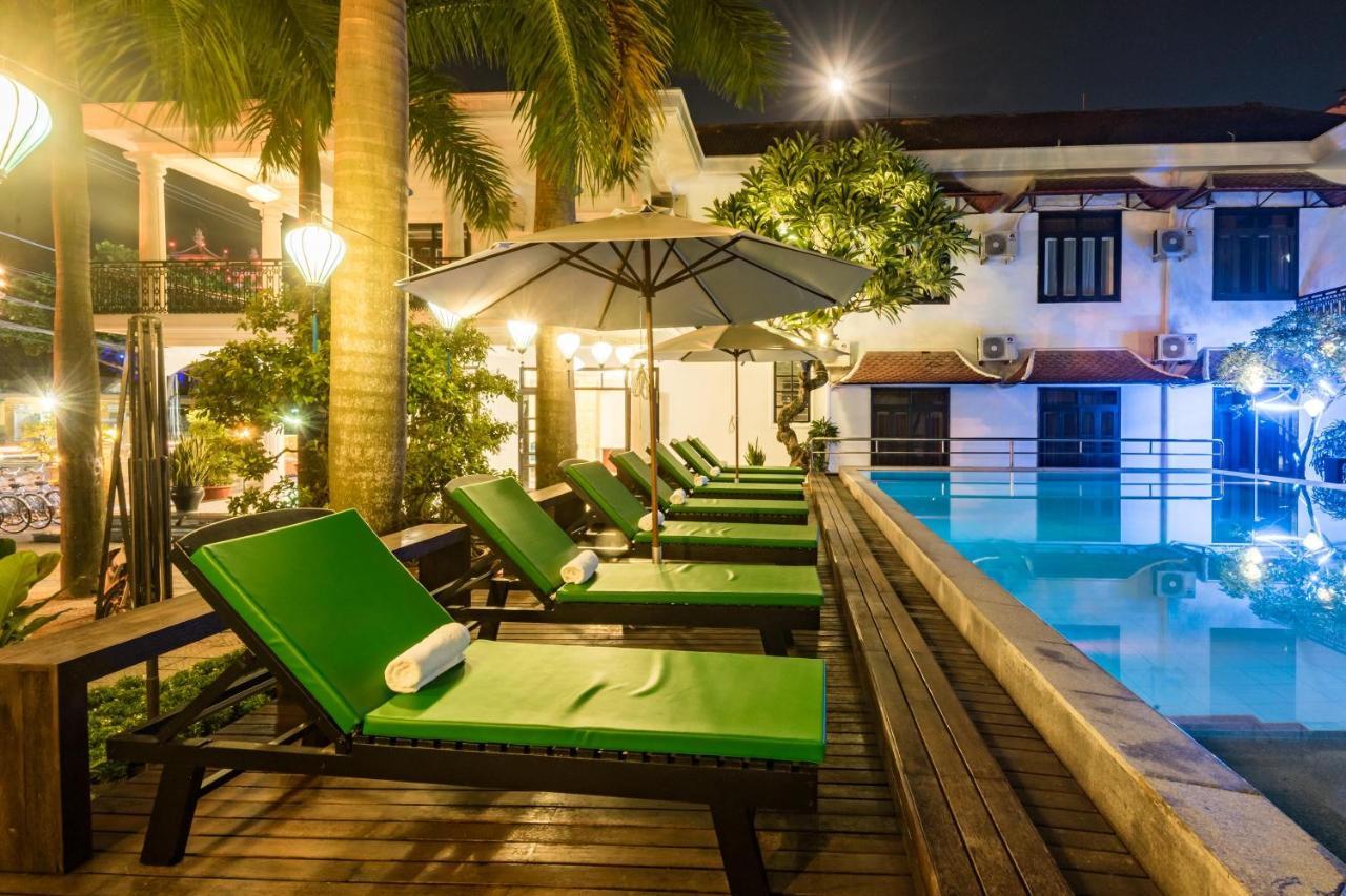 Nostalgia Hotel And Spa Хой Ан Екстериор снимка
