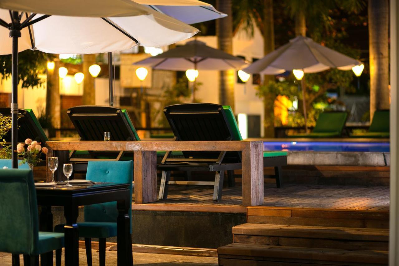 Nostalgia Hotel And Spa Хой Ан Екстериор снимка